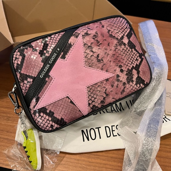 NEW Golden Goose Star Bag made of pink snake-print leather. New with tags - Picture 3 of 4